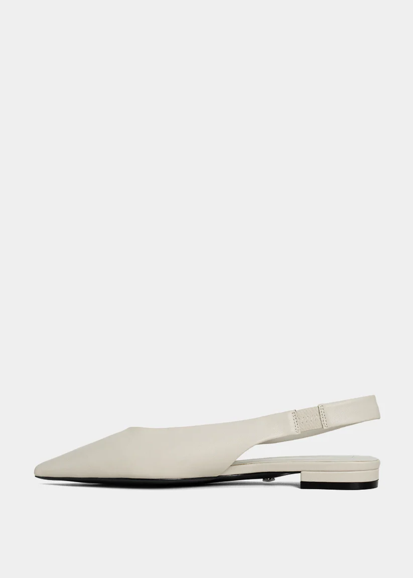 AMELIA - Image 5