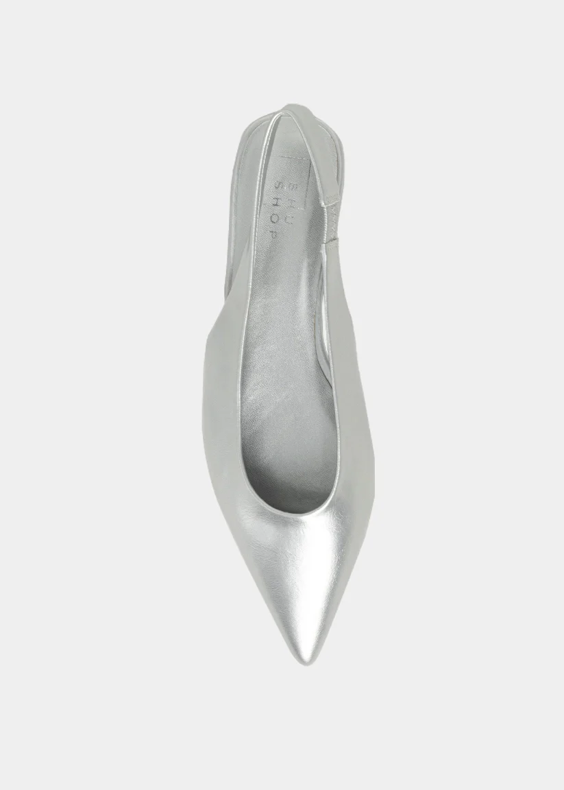 AMELIA - Image 6