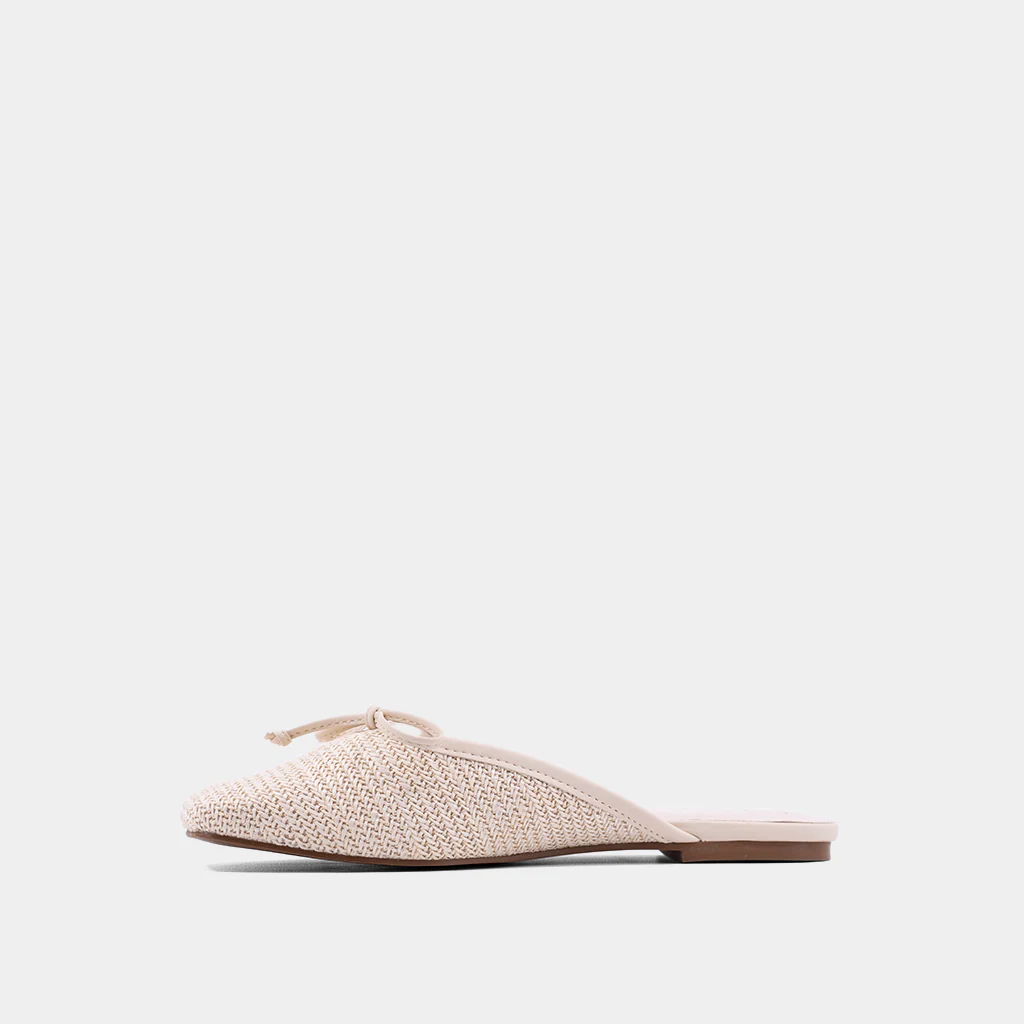 ANDREA - Image 6