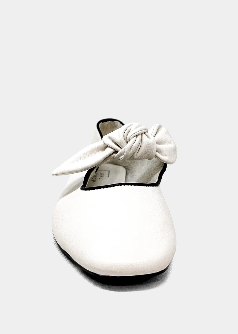 APRIL - Image 3