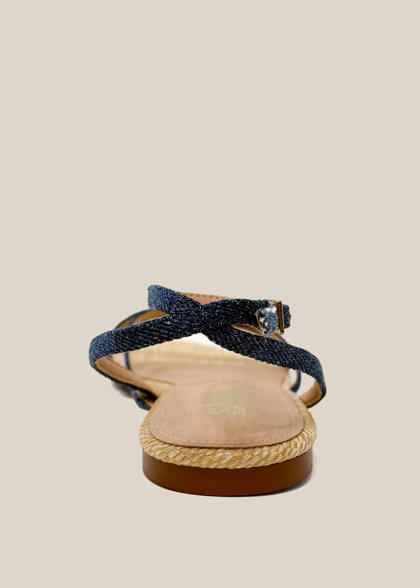 BETTY - Image 3