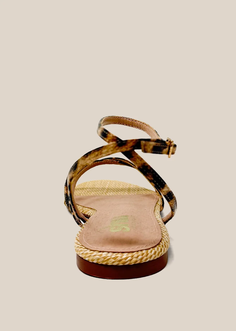 BETTY - Image 3