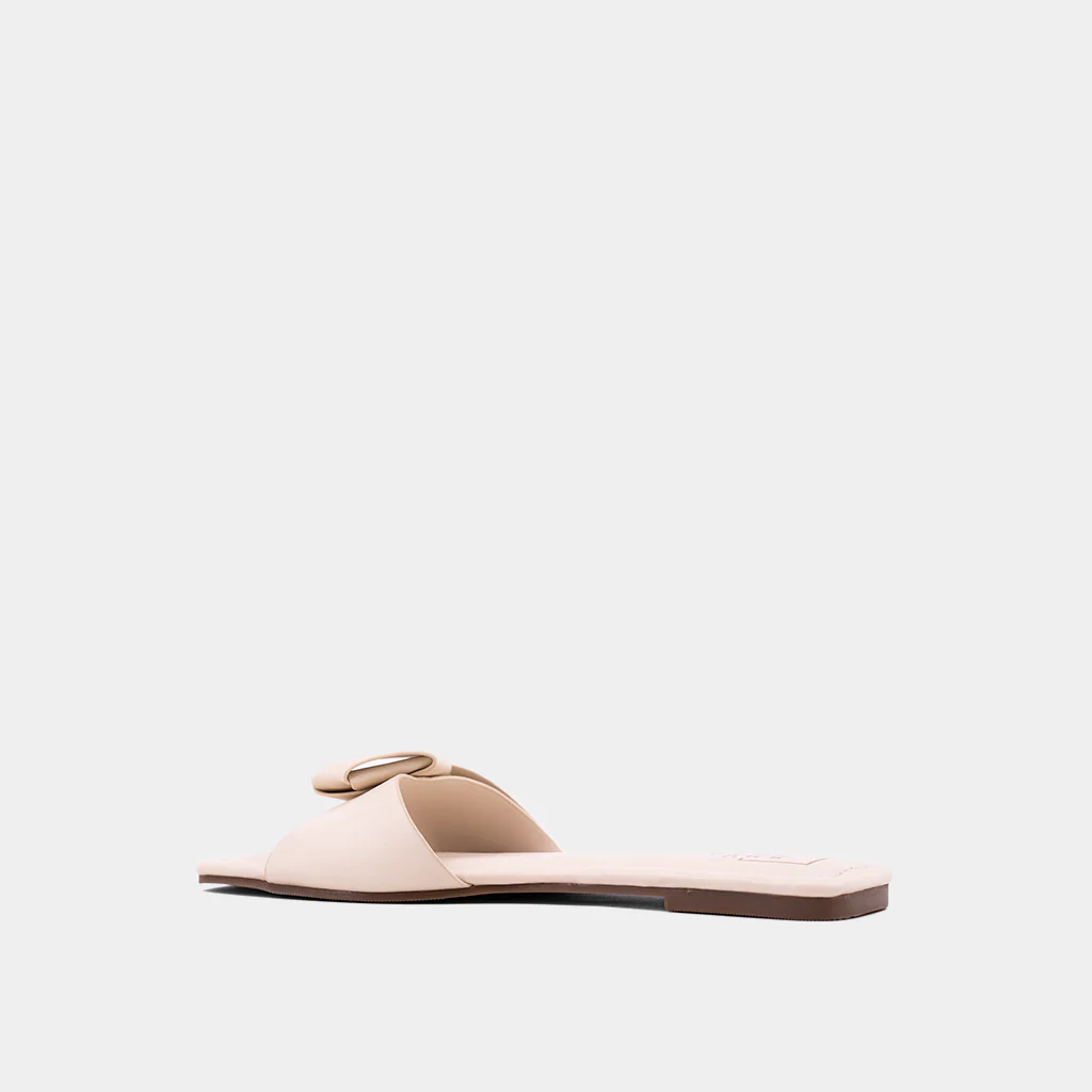 DIANA - Image 7