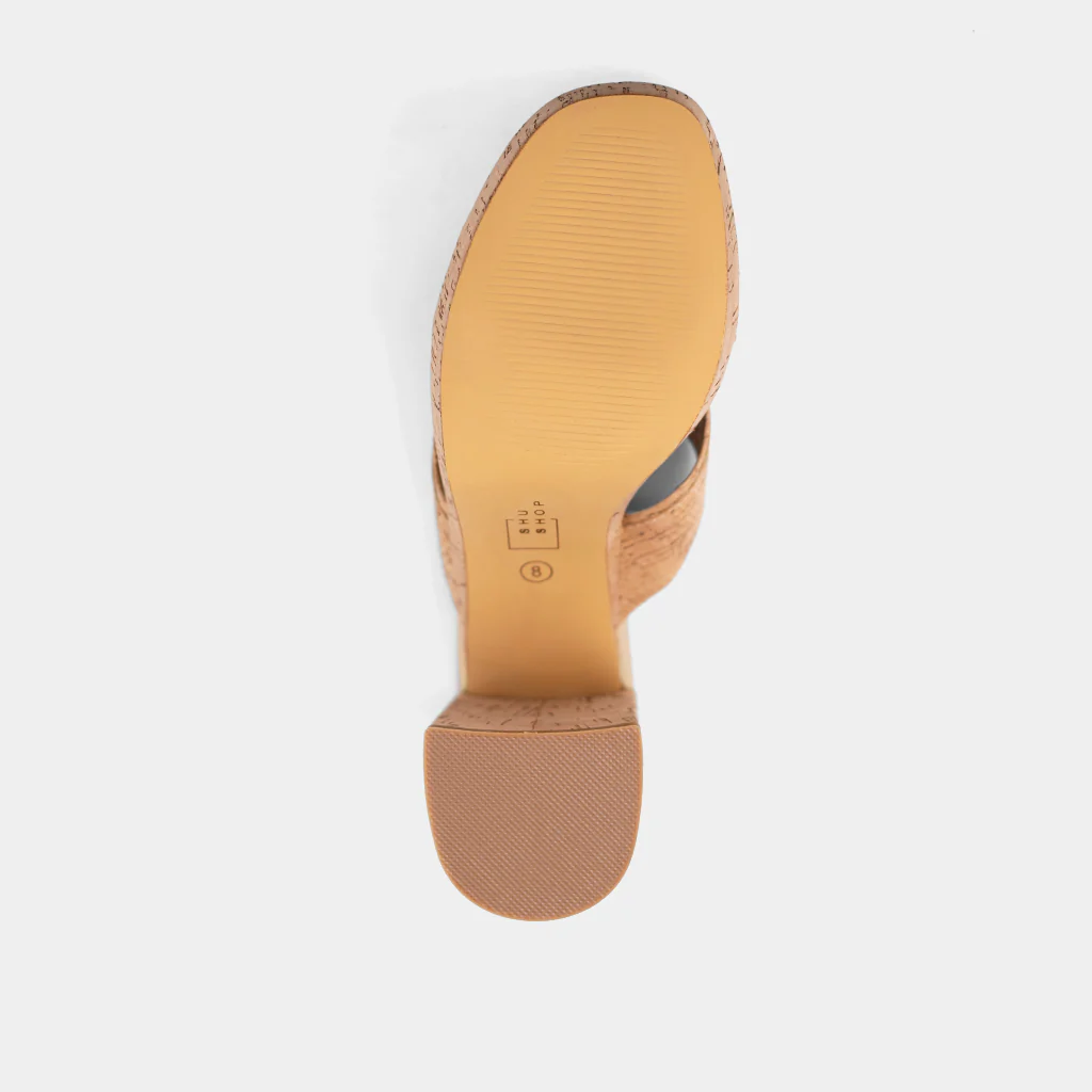 ELEANOR - Image 10