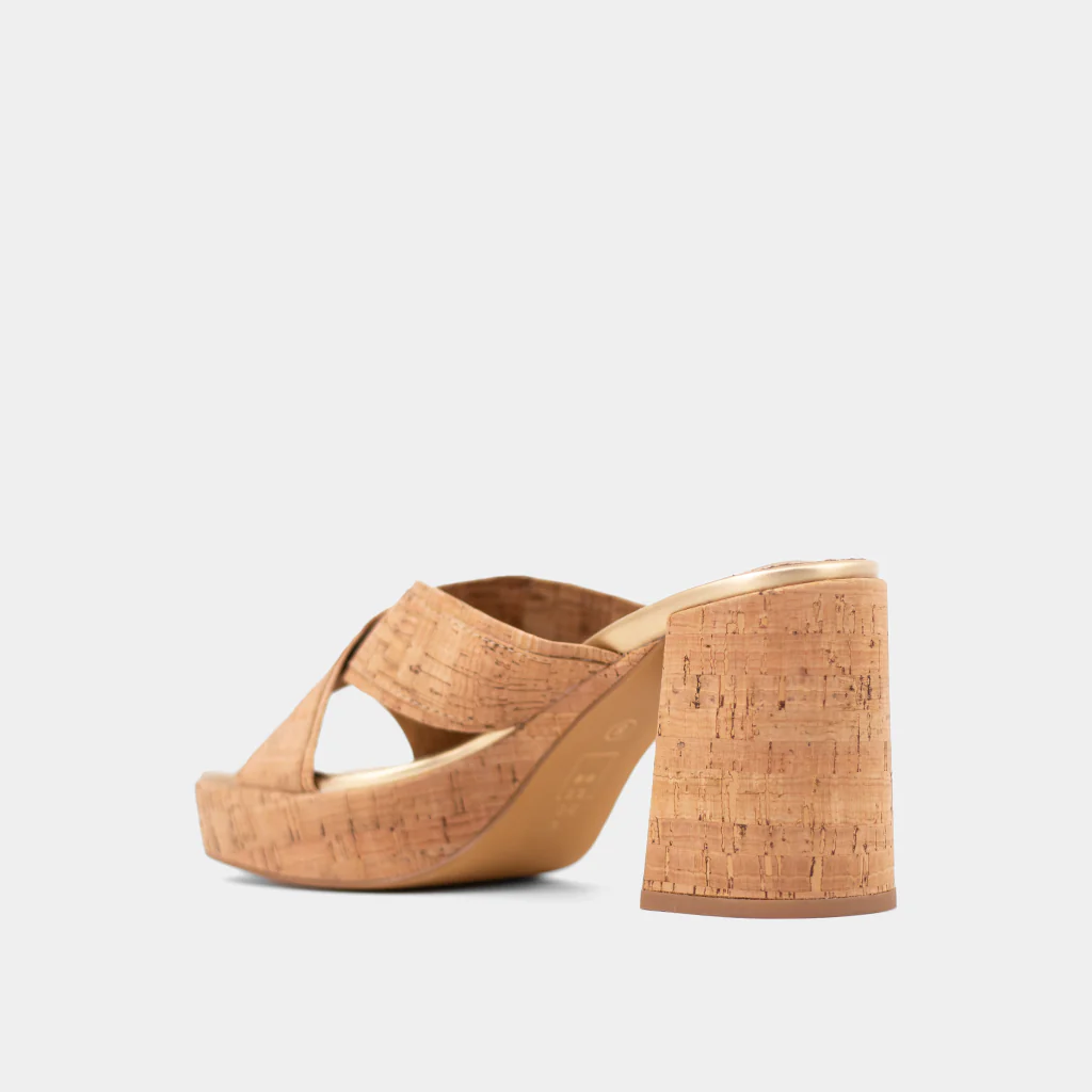 ELEANOR - Image 7