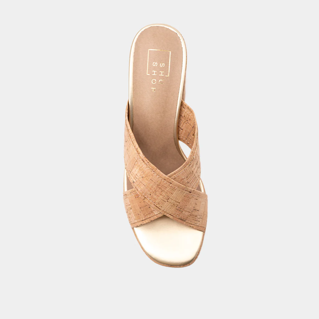 ELEANOR - Image 9
