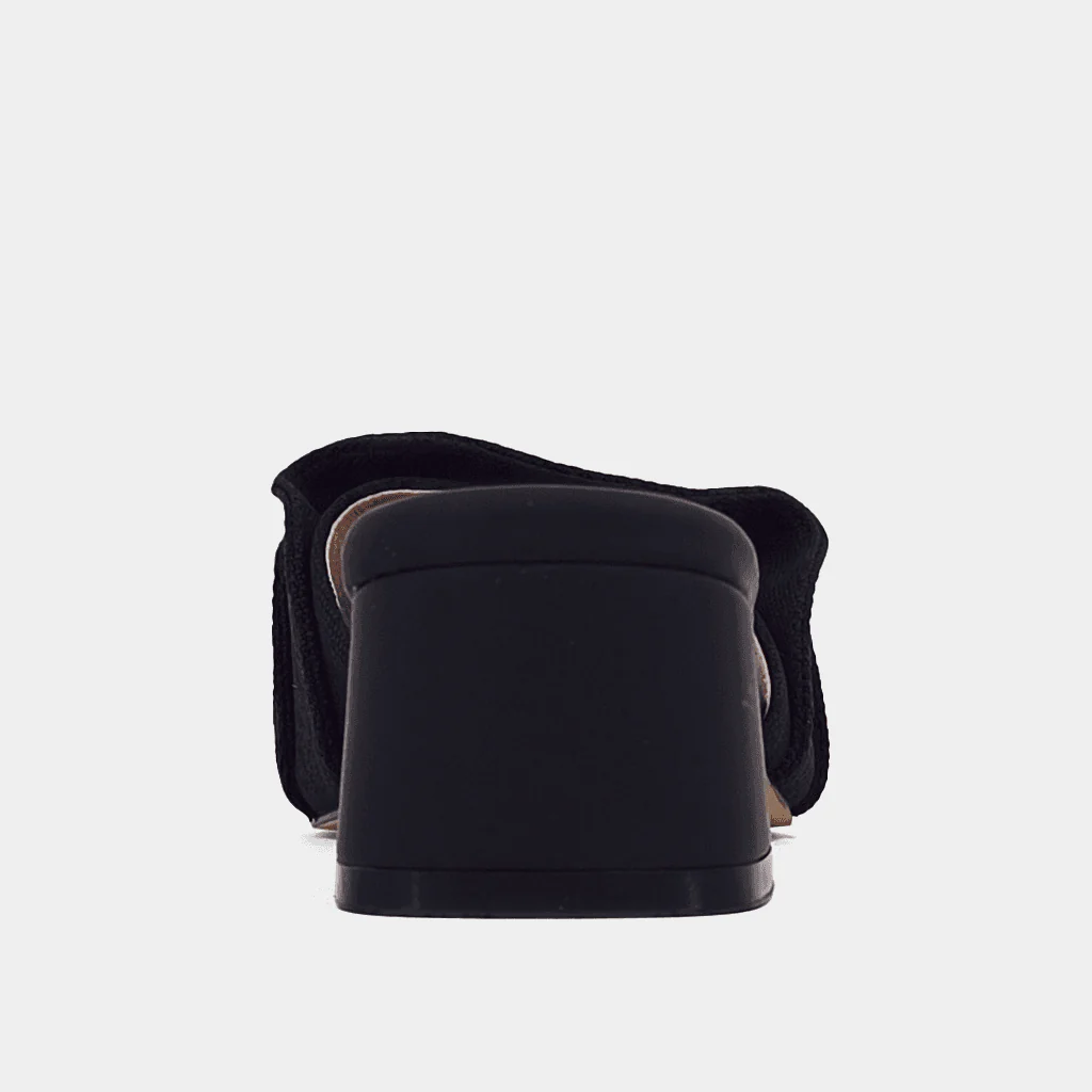 FRANCES - Image 5