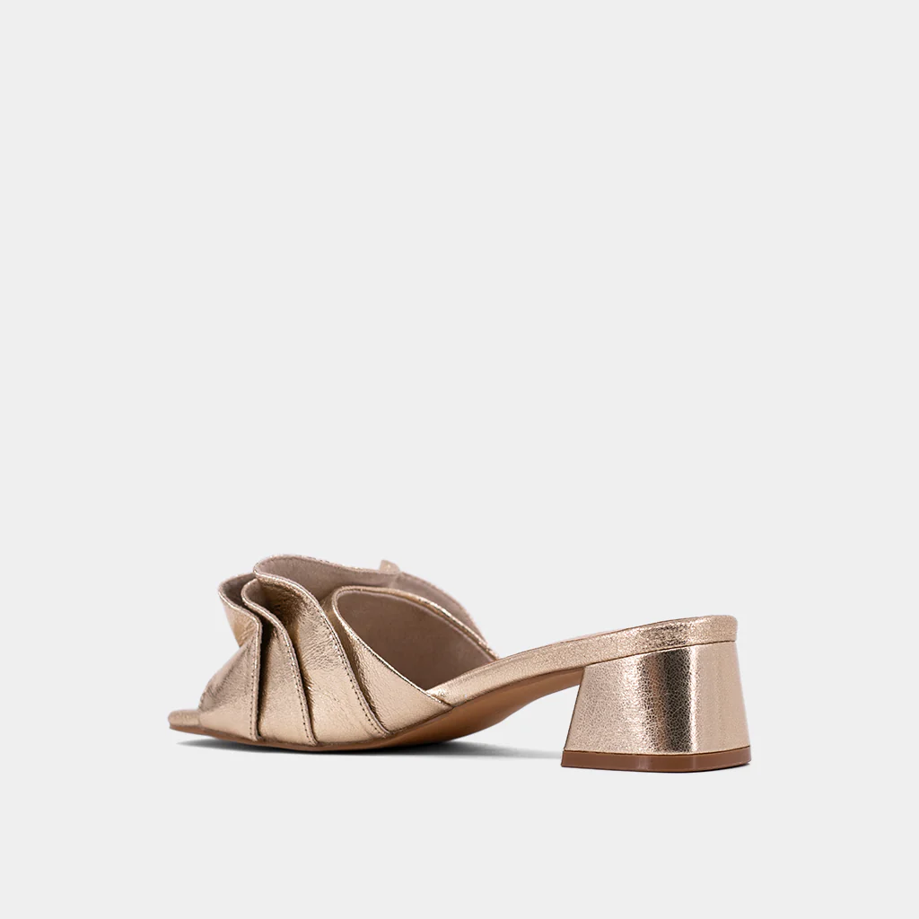 FRANCES - Image 6