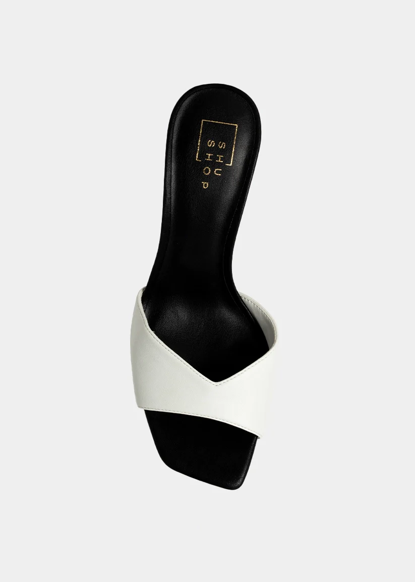 HOLIDAY - Image 6