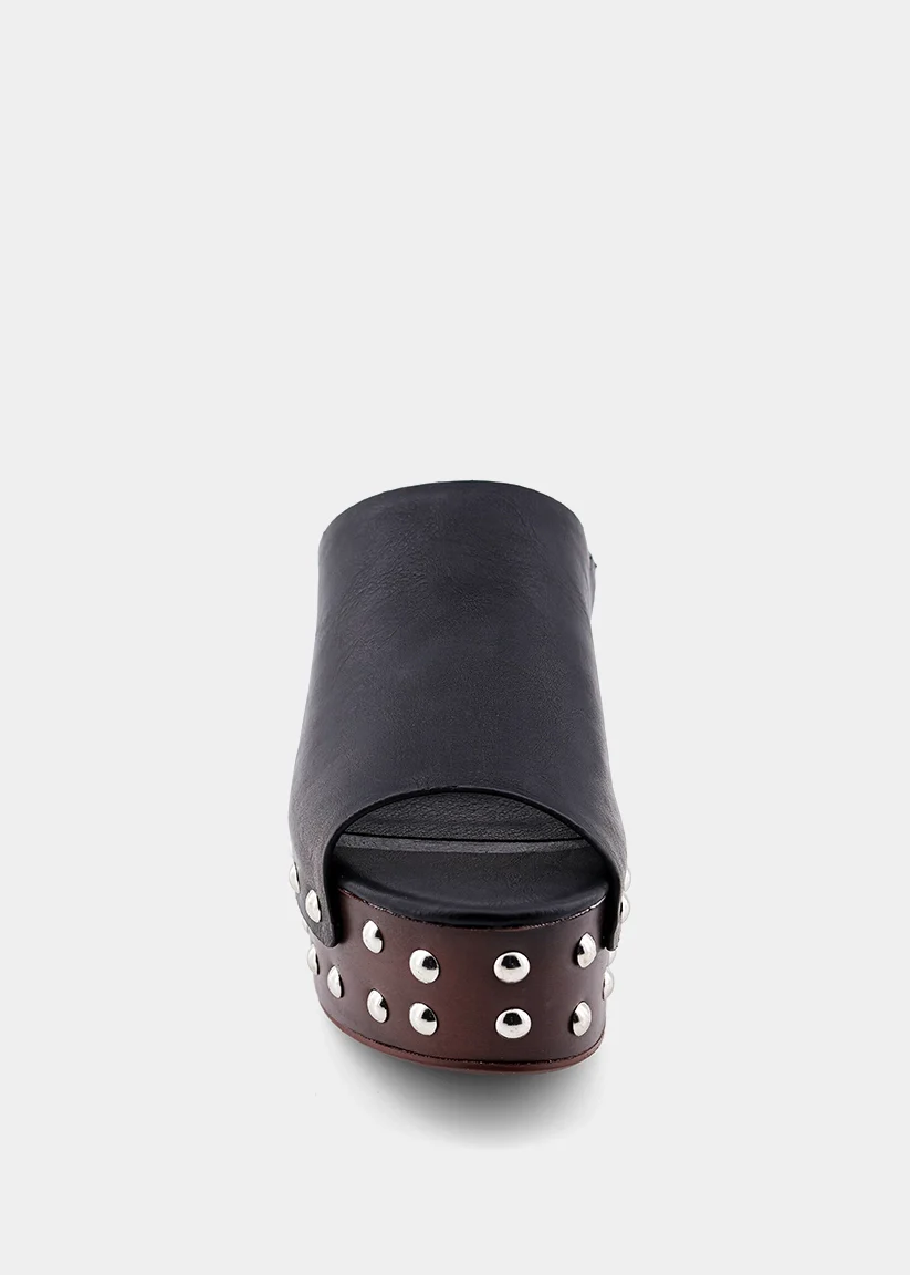 HOLLY - Image 3
