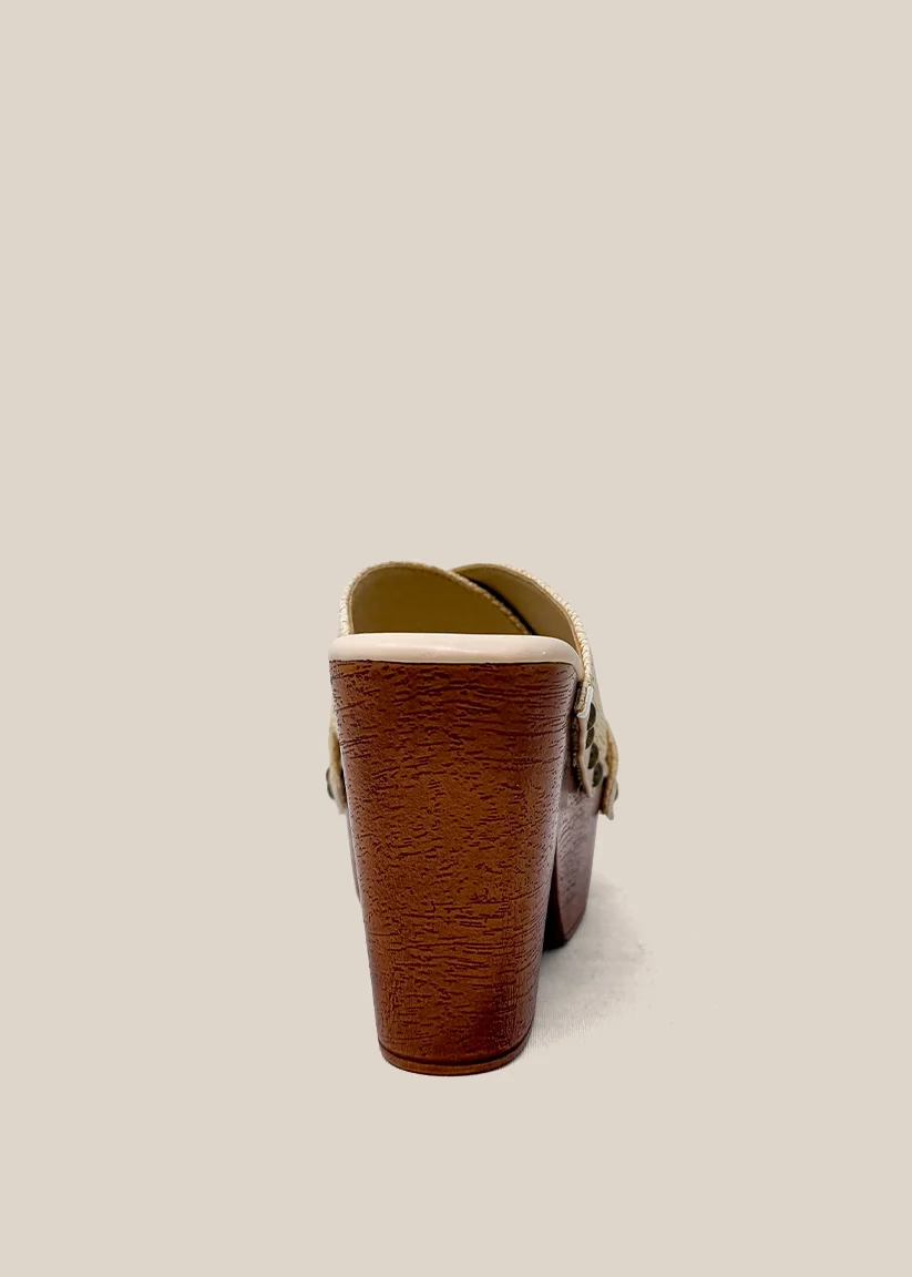IVANNA - Image 4