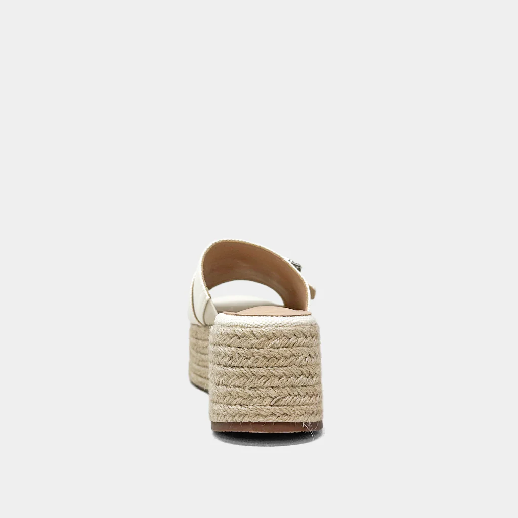 KELLY - Image 6