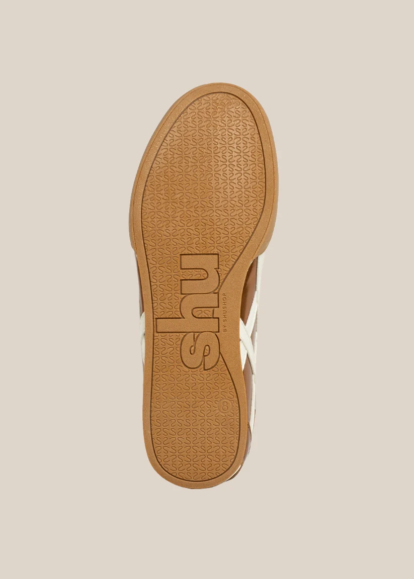POLLY - Image 4