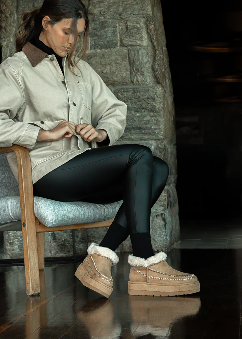 ULLA - Image 2